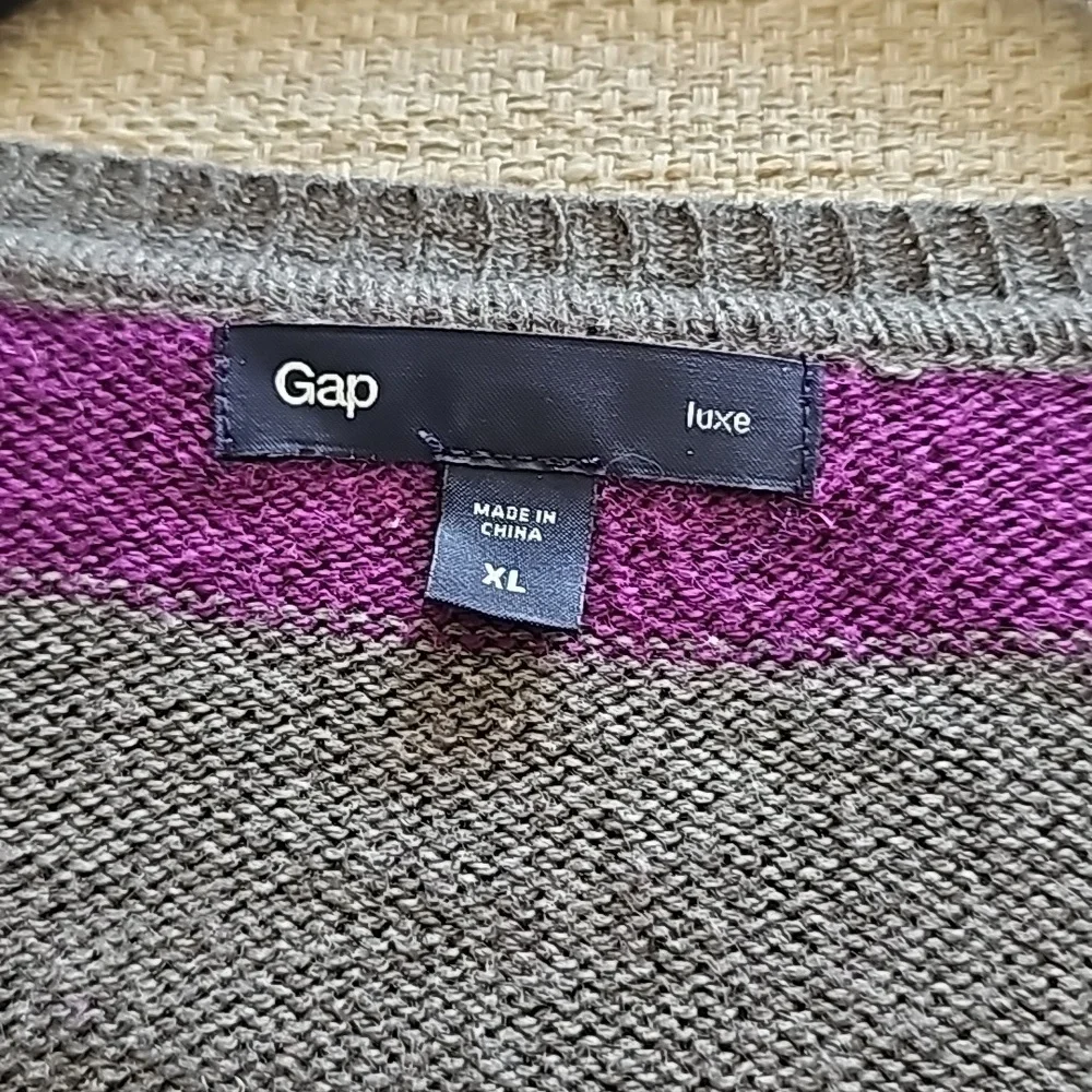 Gap color Block Sweater gray/purple xl - Picture 6 of 7